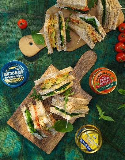 Mini club-sandwiche z pastami rybnymi