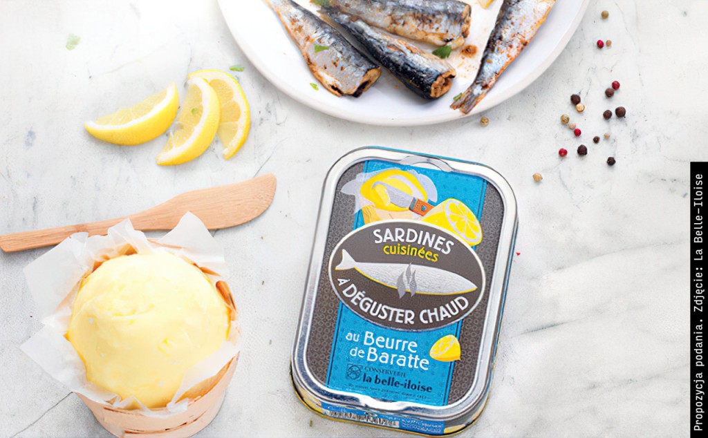 Sardynki pieczone z masłem na ciepło