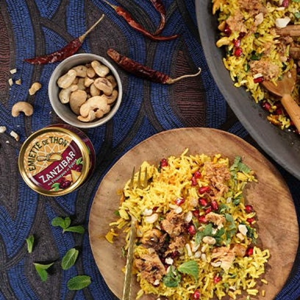 Ryż biryani z rozdrobnionym tuńczykiem Zanzibar