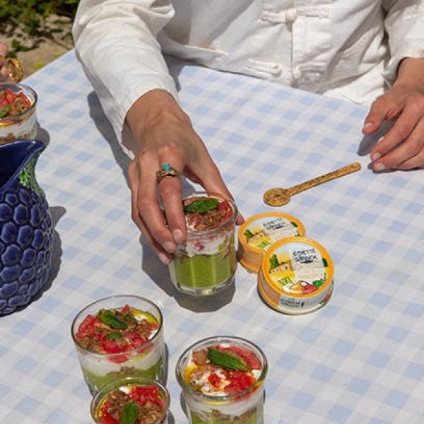 Guacamole z cukinii z rozdrobnioną sardynką Douceur des Bastides