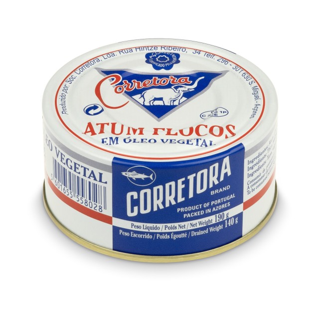 Tuńczyk w małych kawałkach w oleju roślinnym